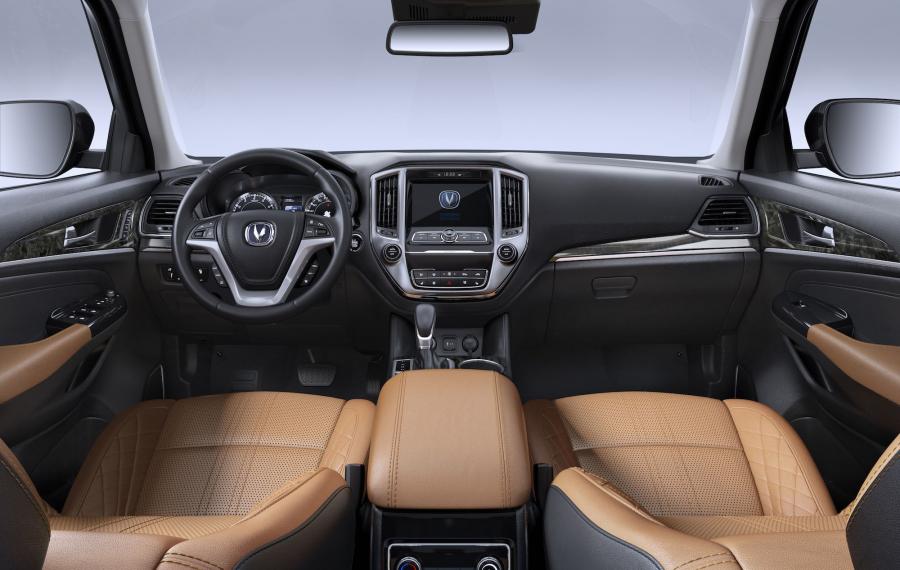 Торпедо Changan Linmax 2017 года  (фото 5 из 11)